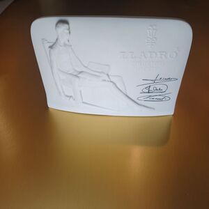 Lladro Porcelain Decorative Wall Relief‎ Sculpture Art Piece White Matte Finish